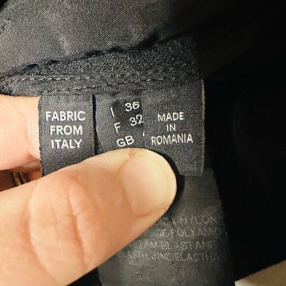 Derek Lam Black & White Sleeveless Crochet Jersey Zip Up Back Top Size small - Picture 9 of 10